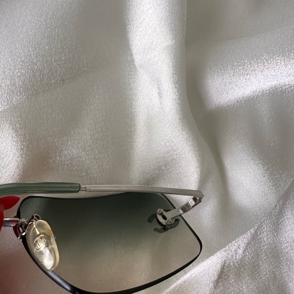 Vintage CHANEL Swarovski crystals ccs Chic Green Gradient Sunglasses - Picture 13 of 14
